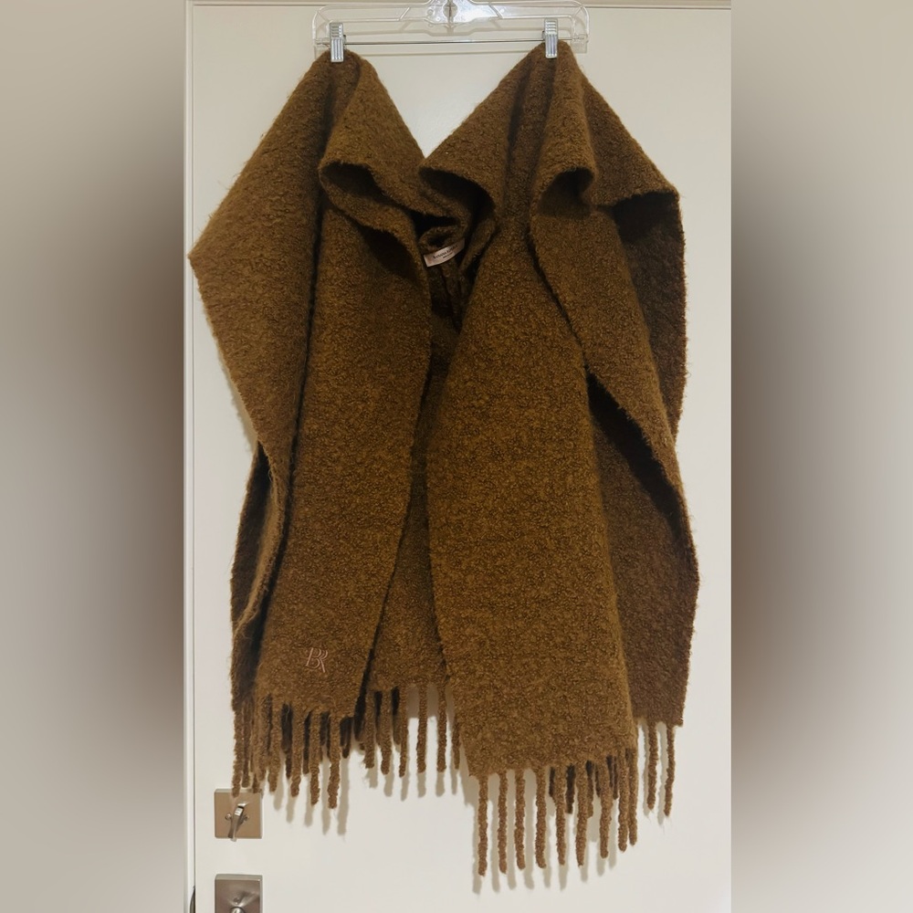 BR Italian Alpaca Boucle poncho - Picture 2 of 7